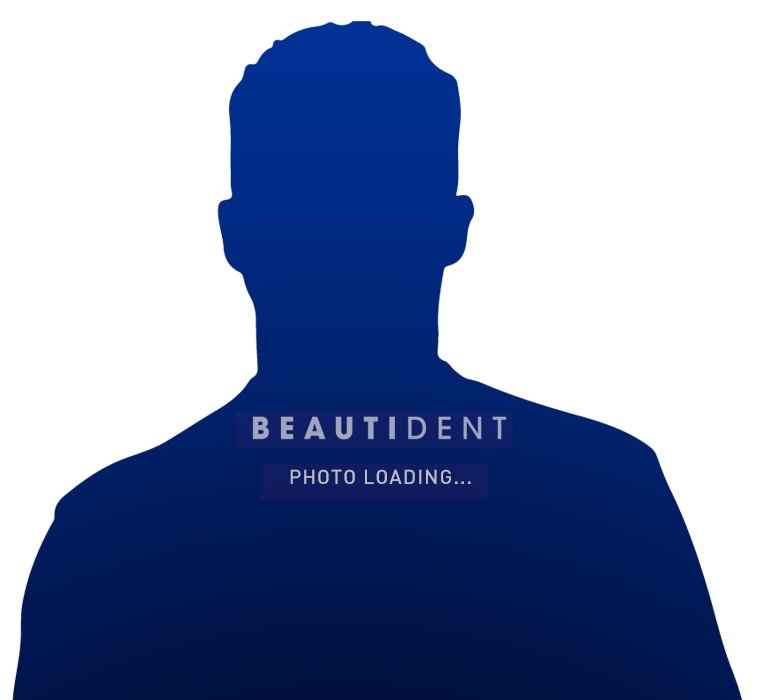 湛美牙醫 周宸顗